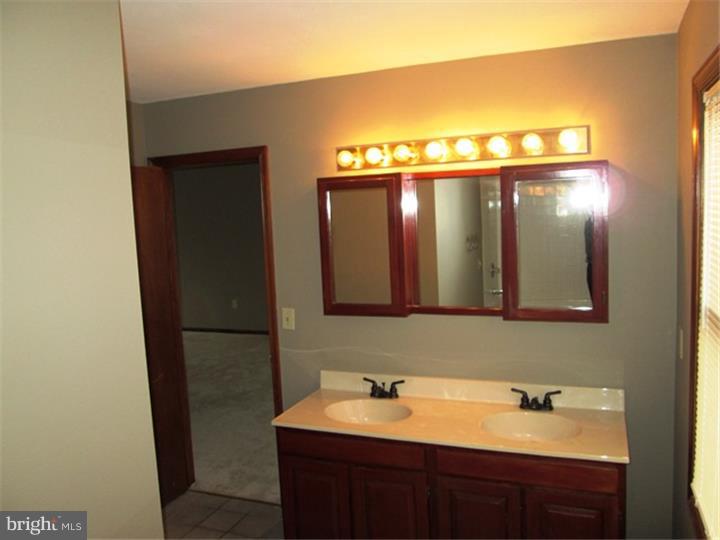 93 Rose Valley Road Pottstown, PA 19464 - Photo 9 of 20 Gallery Image 9