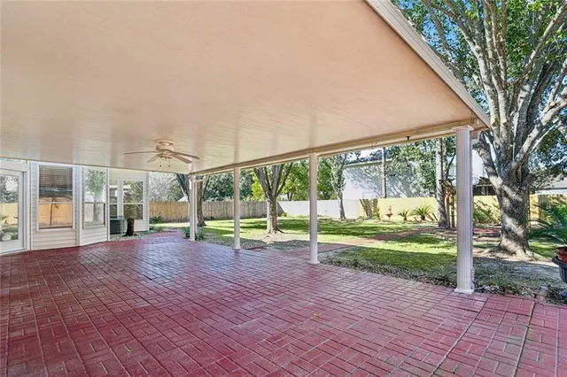 $359,000 | 305 Ave Palais Royal, Covington, LA 70433