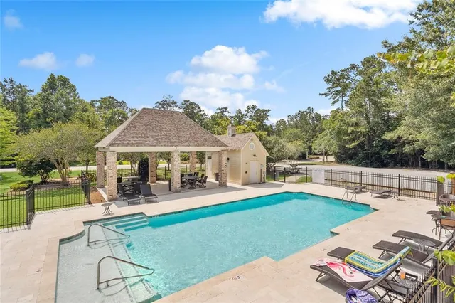 $359,000 | 305 Ave Palais Royal, Covington, LA 70433