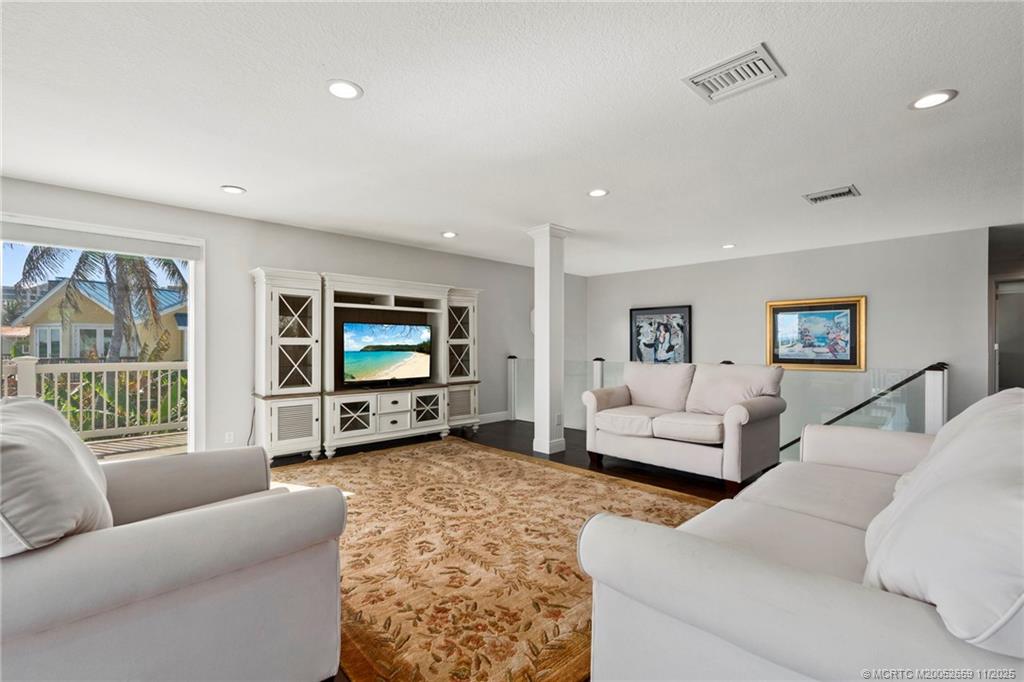 1911 Surfside Drive Fort Pierce, FL 34949 - Photo 18 of 77