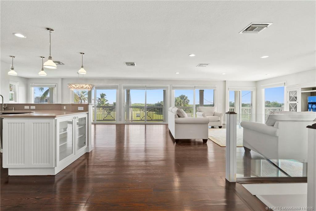 1911 Surfside Drive Fort Pierce, FL 34949 - Photo 9 of 77