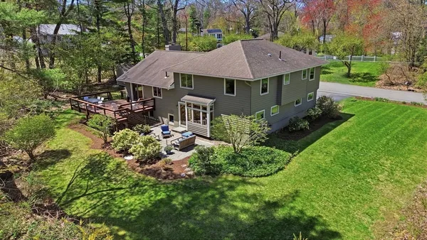 $1,040,000 | 3 Hawthorne Street, Acton, MA 01720