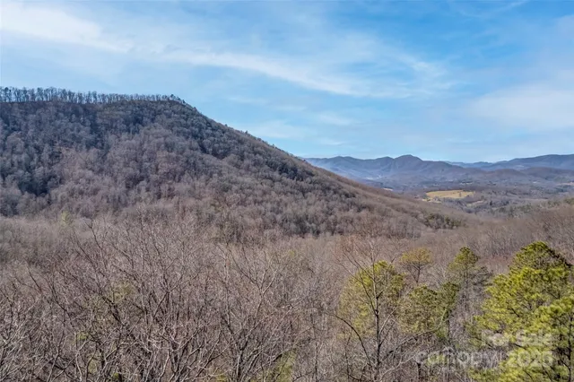 a view of a dry field