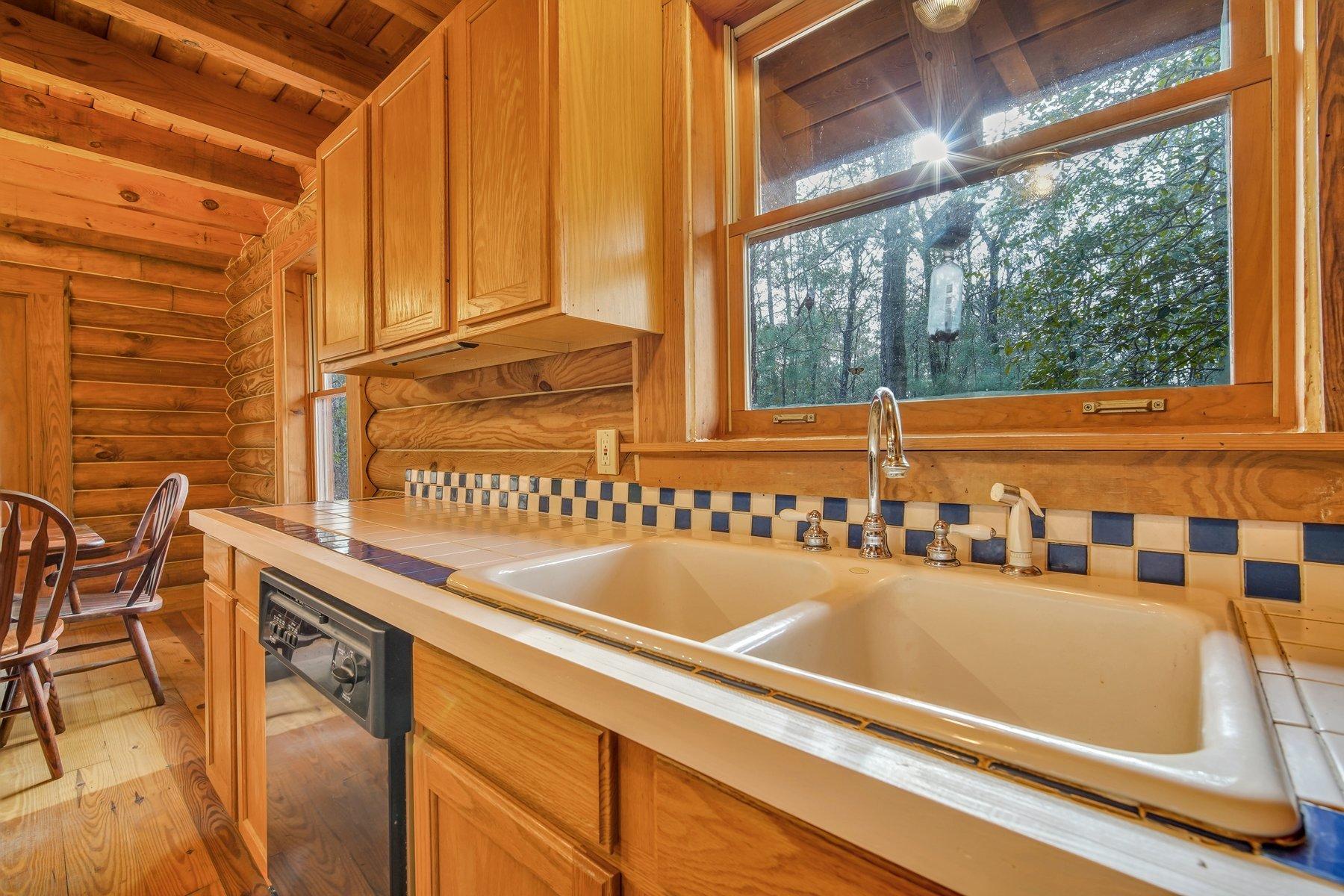 6610 Old Jacksonboro Road Ravenel, SC 29470 - Photo 13 of 57 DSC03522.jpg-SMALL