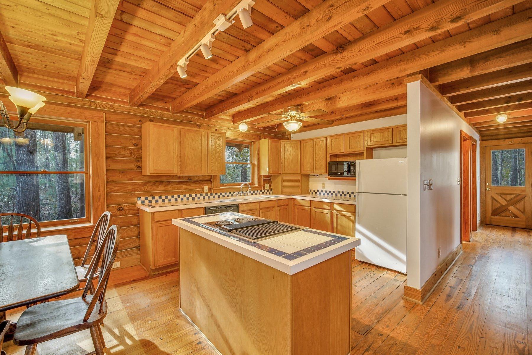 6610 Old Jacksonboro Road Ravenel, SC 29470 - Photo 10 of 57 DSC03507.jpg-SMALL
