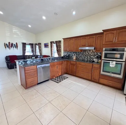 $2,800 | 106 Nazha Drive, Davenport, FL 33897