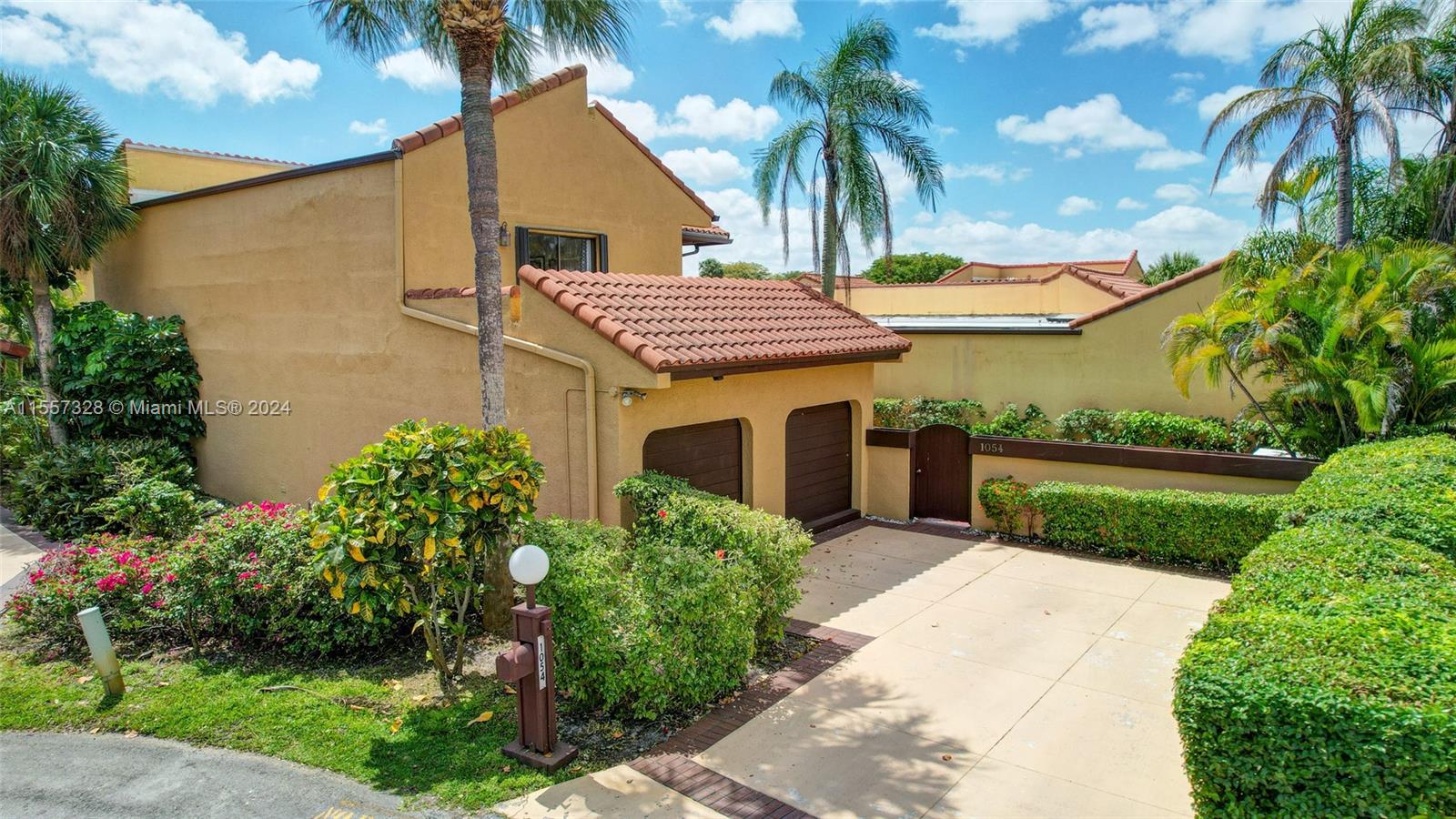 1054 Northeast 203rd Ln  