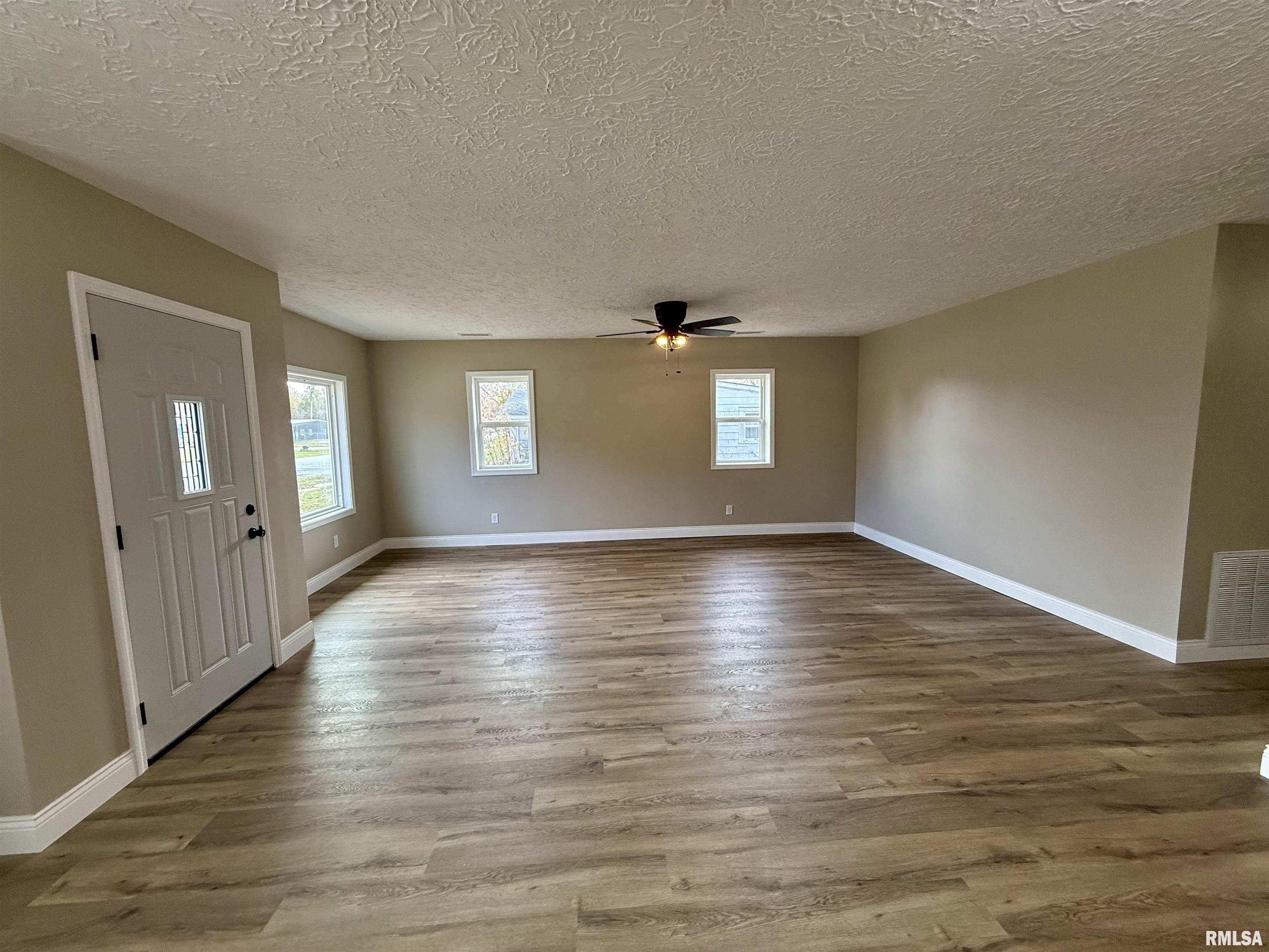 1805 North 13th Street Herrin, IL 62948 - Photo 5 of 21