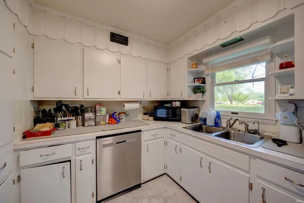 $214,900 | 8760 West Middleton Street, Richland, IN 47634