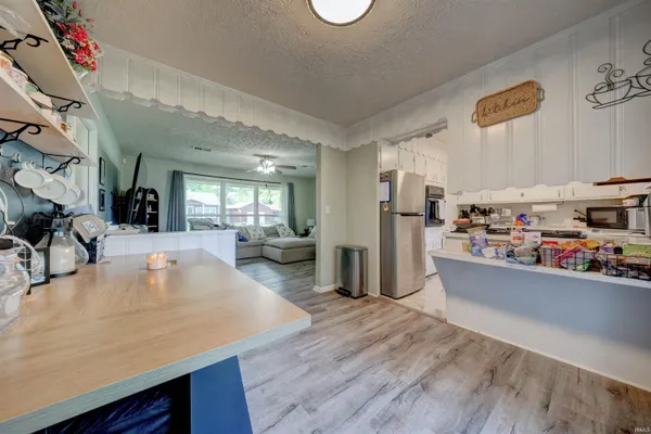 $214,900 | 8760 West Middleton Street, Richland, IN 47634