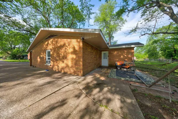 $214,900 | 8760 West Middleton Street, Richland, IN 47634