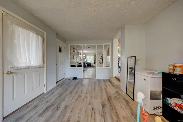 $214,900 | 8760 West Middleton Street, Richland, IN 47634