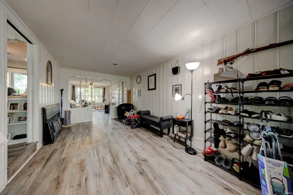 $214,900 | 8760 West Middleton Street, Richland, IN 47634