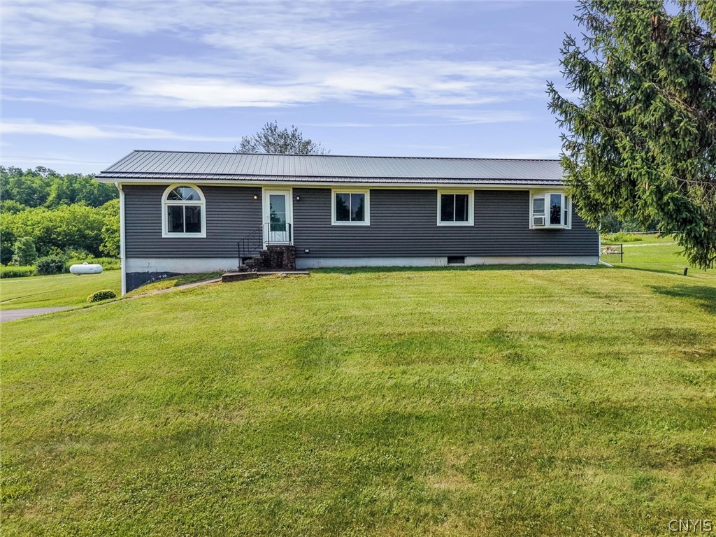 9125 Mower Road Brutus, NY 13080 - Photo 2 of 25