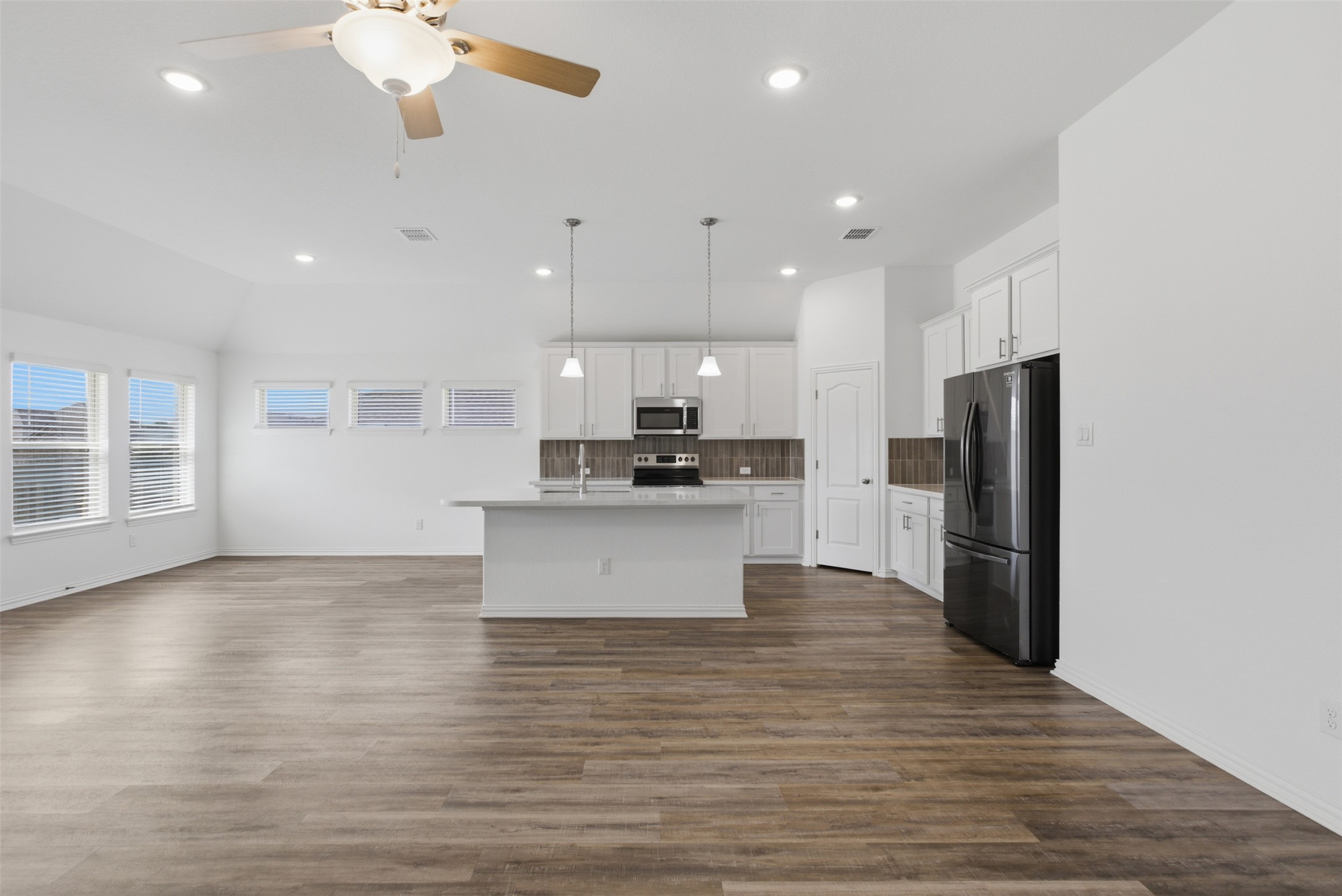 1509 Ridge Runner Drive Georgetown, TX 78628 - Photo 5 of 37
