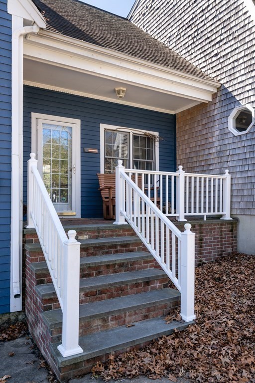 2 Firefly Lane Sandwich, MA 02563 - Photo 3 of 29 Gallery Image 3
