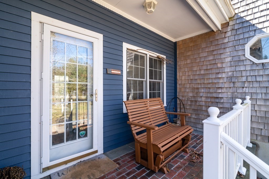 2 Firefly Lane Sandwich, MA 02563 - Photo 4 of 29 Gallery Image 4