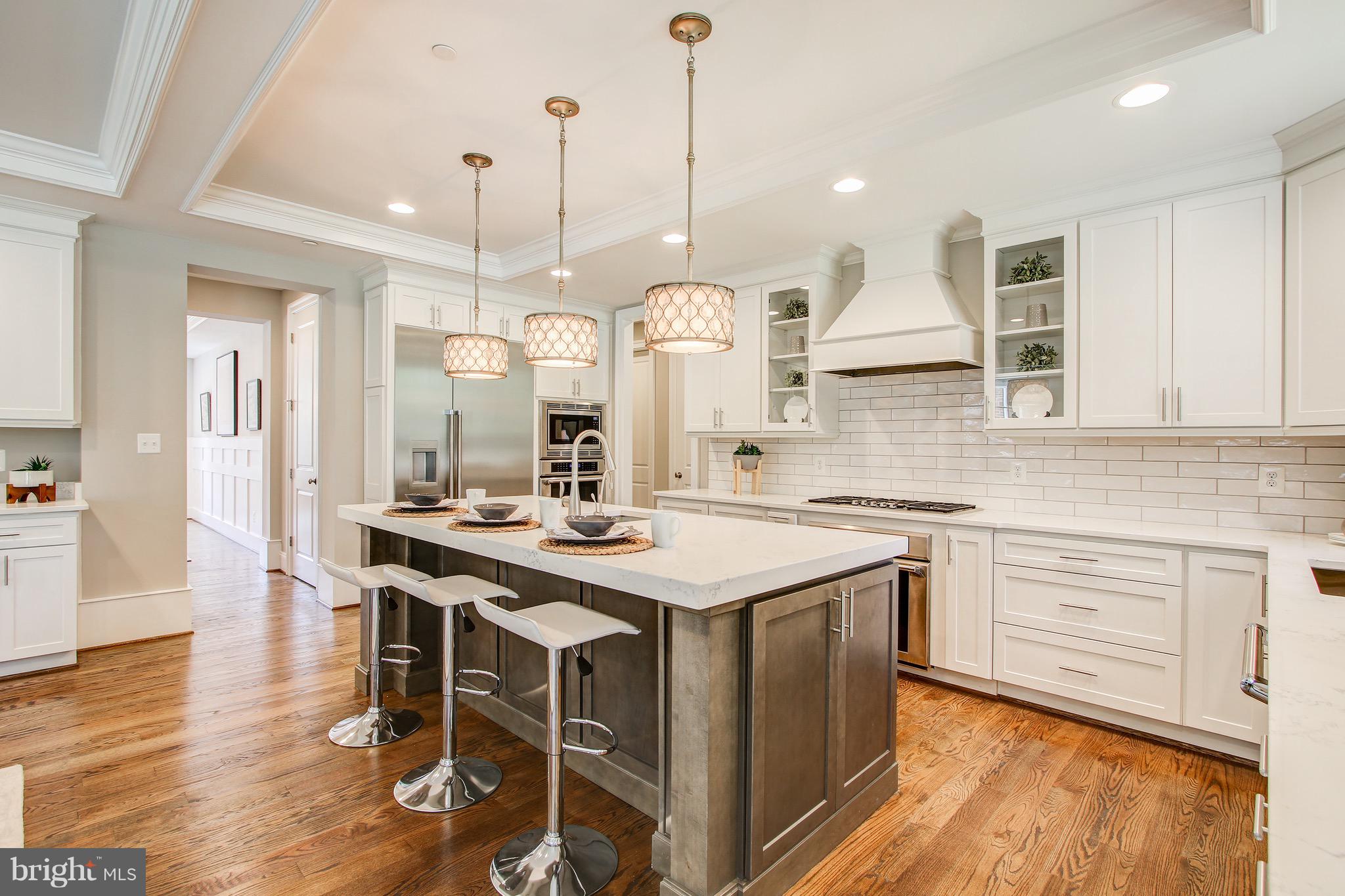 5813 Ridgefield Road Bethesda, MD 20816 - Photo 8 of 24 Kitchen