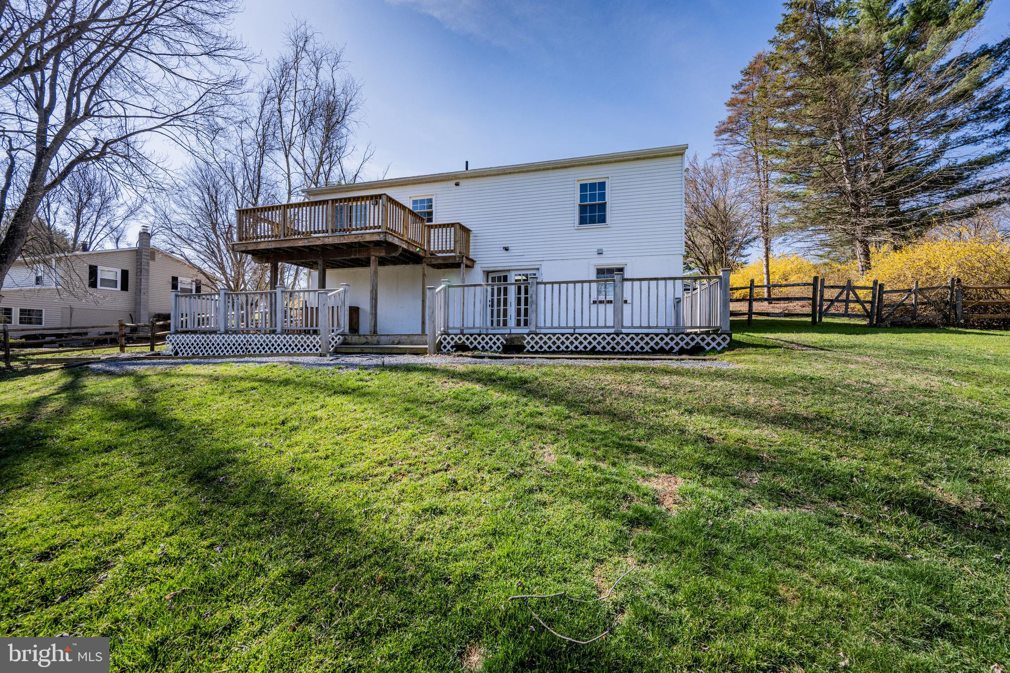 2402 Raintree Avenue Westminster, MD 21157 - Photo 8 of 32