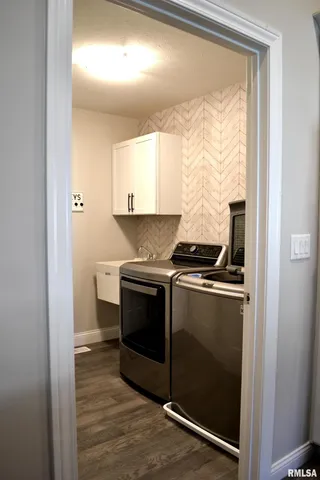 $429,900 | 4605 Bellevue Drive, Springfield, IL 62711