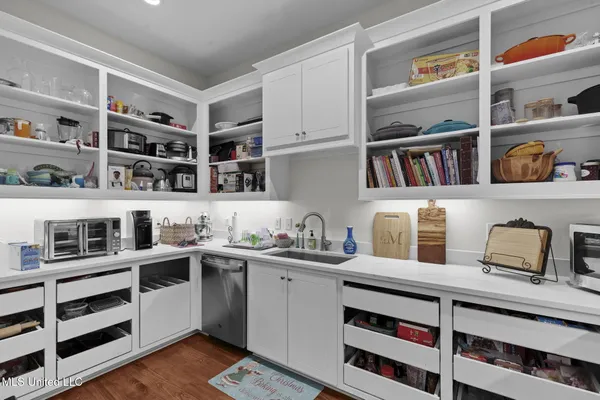 $945,000 | 104 Chamberlin Court, Madison, MS 39110