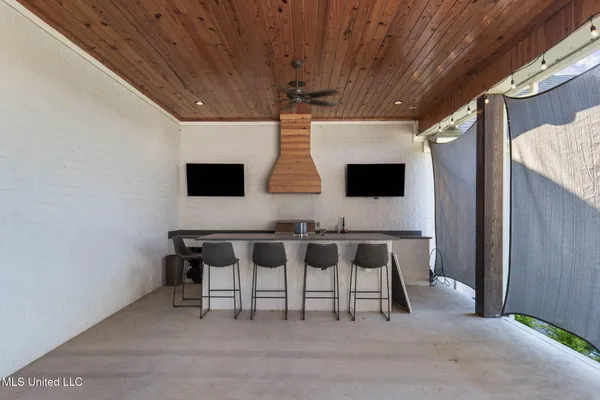 $945,000 | 104 Chamberlin Court, Madison, MS 39110