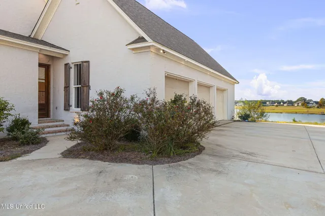 $985,000 | 104 Chamberlin Court, Madison, MS 39110