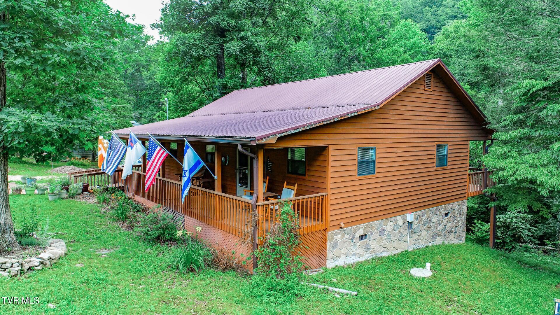969 Carson Springs Road Newport, TN 37821 - Photo 5 of 35 5