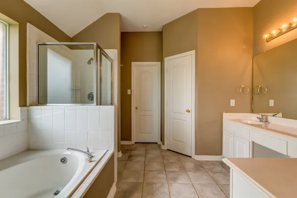 $2,300 | 11406 Bottlebrush Lane, Houston, TX 77095