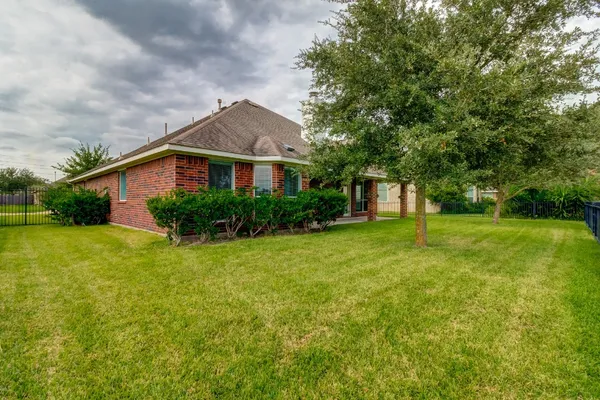 $2,300 | 11406 Bottlebrush Lane, Houston, TX 77095