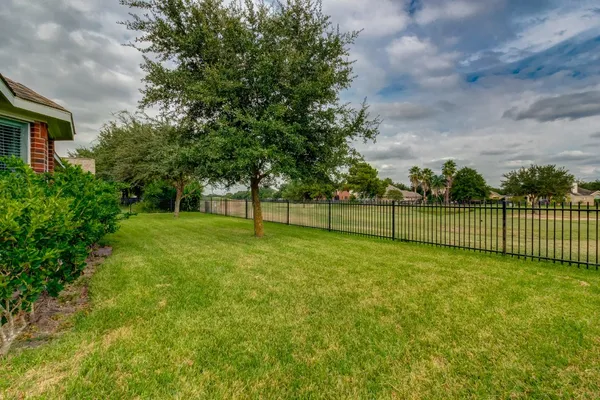 $2,300 | 11406 Bottlebrush Lane, Houston, TX 77095