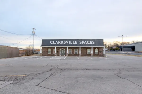 $650 | 1017 South Riverside Drive, Clarksville, TN 37040