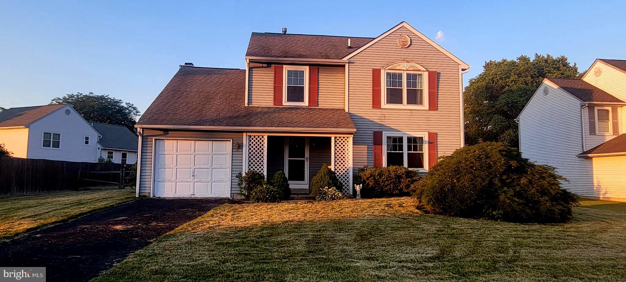 737 Jarrett Road Horsham, PA 19044 - Photo 1 of 27