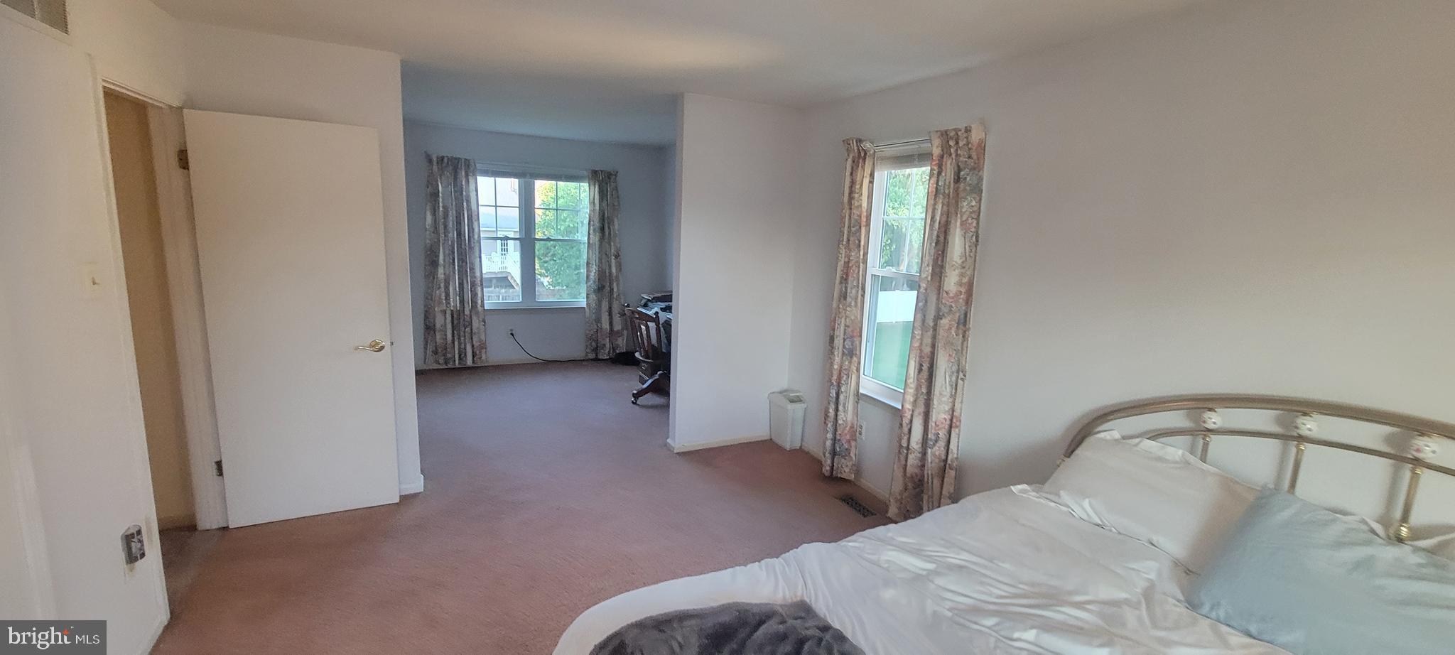 737 Jarrett Road Horsham, PA 19044 - Photo 13 of 27