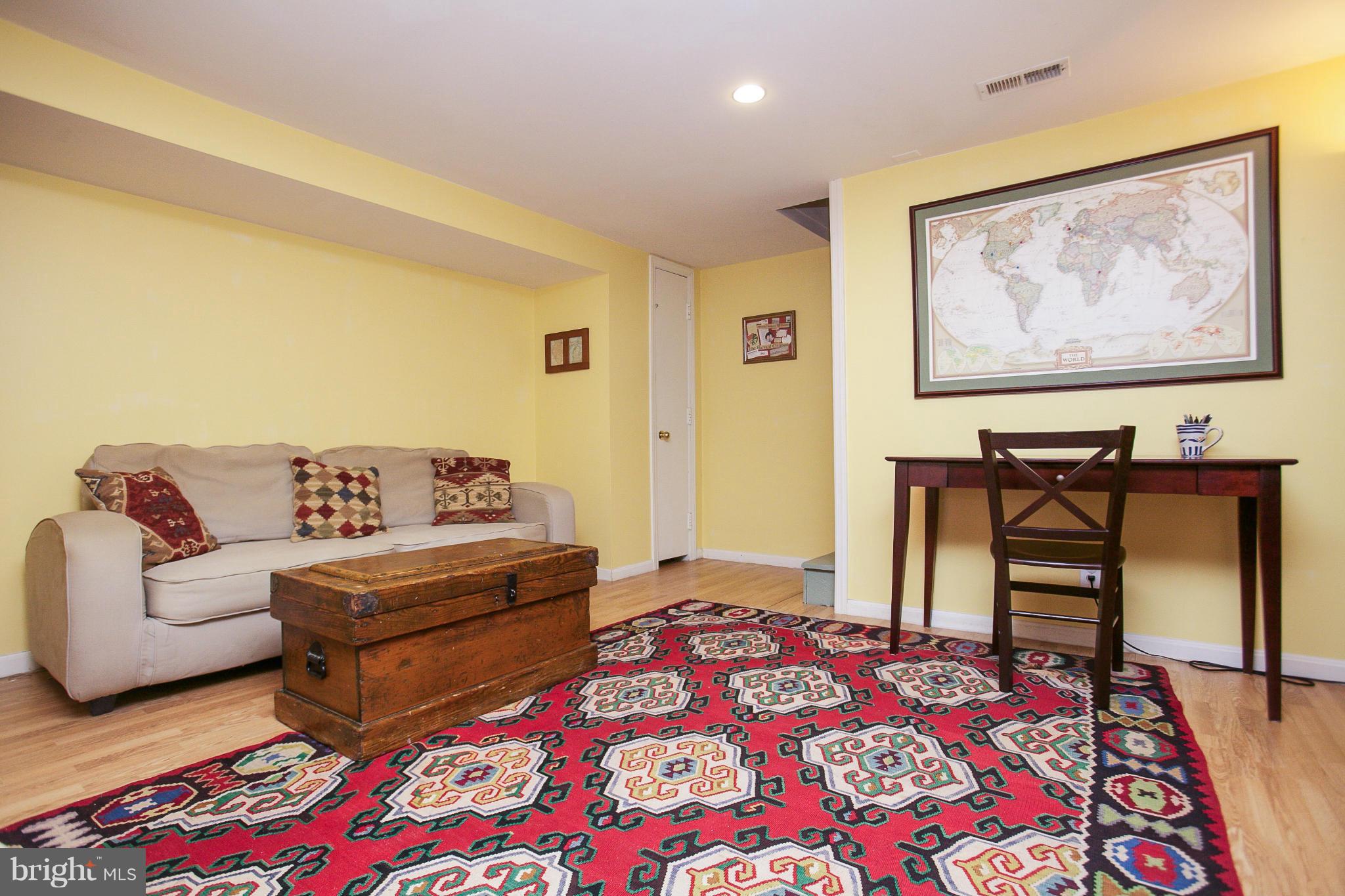 118 Hopkins Road Baltimore, MD 21212 - Photo 20 of 29 Family Room