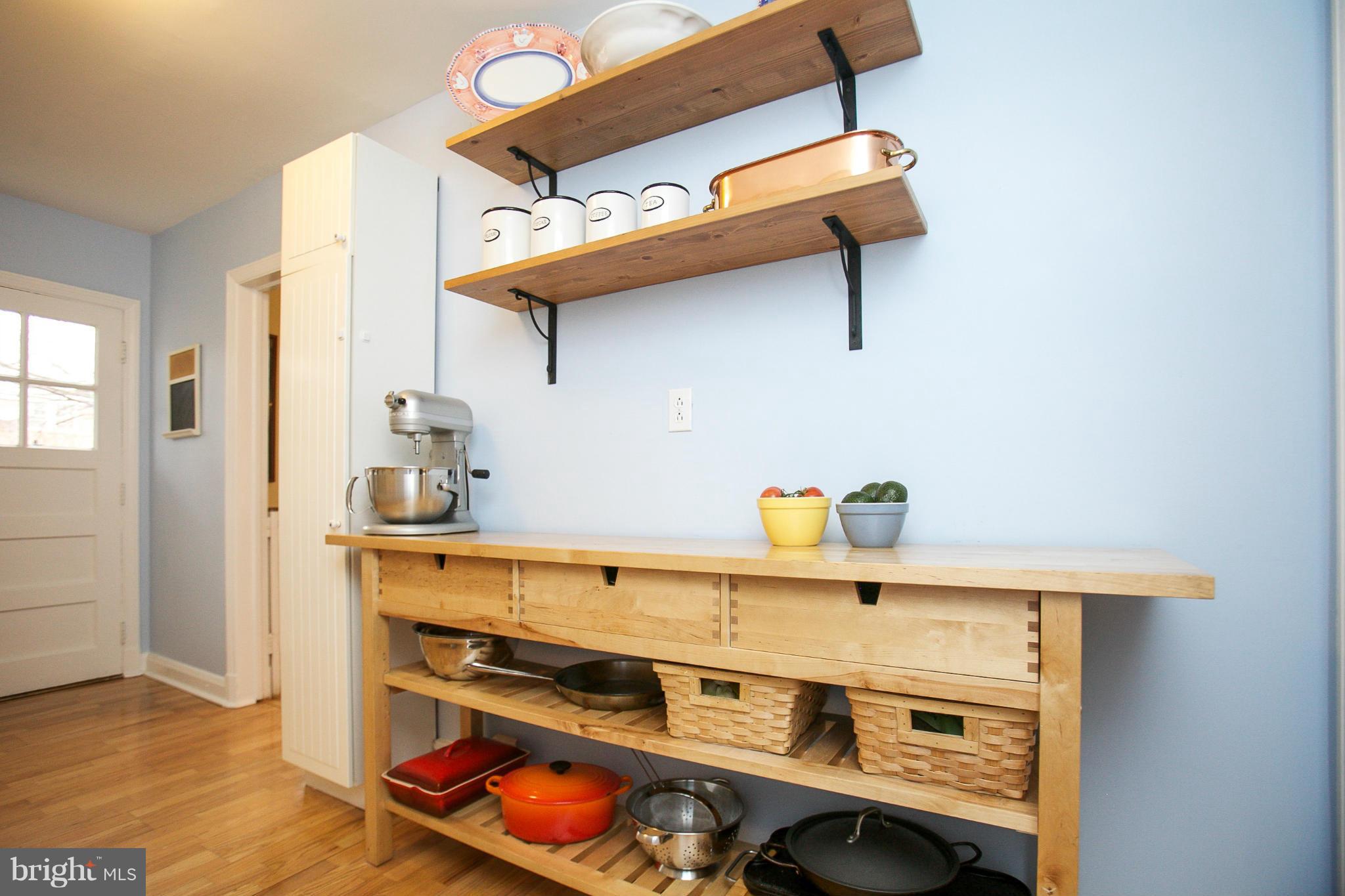 118 Hopkins Road Baltimore, MD 21212 - Photo 6 of 29 Kitchen