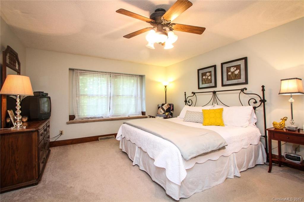 308 Nelson Road, Unit 15 Weddington, NC 28104 - Photo 12 of 23 Gallery Image 12