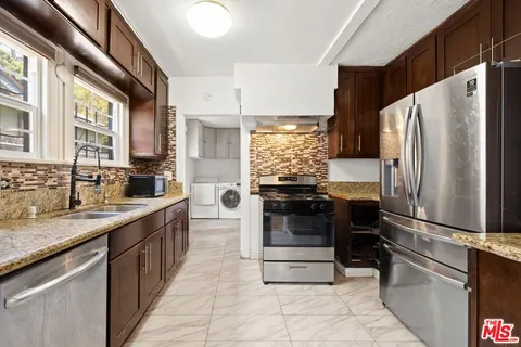 $1,325,000 | 1514 La Baig Avenue, Los Angeles, CA 90028