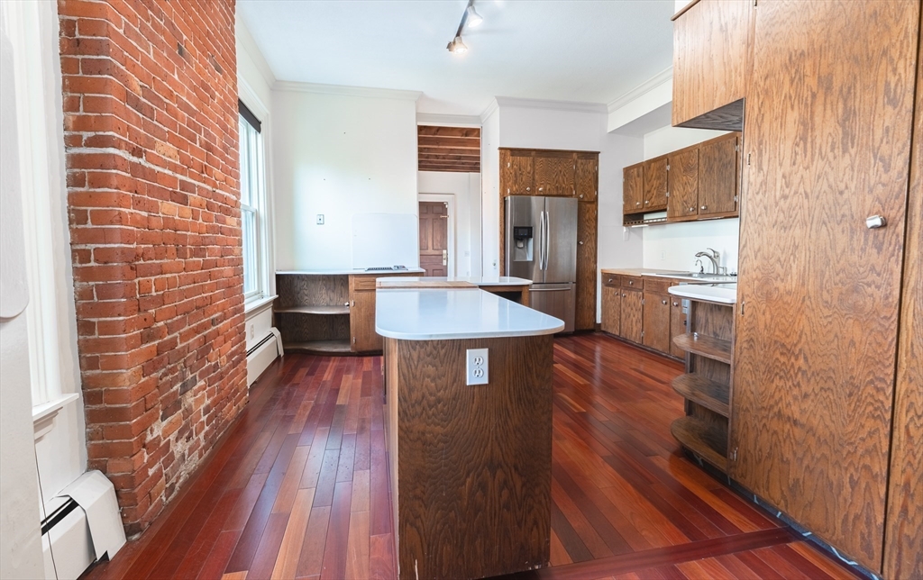 47 Mattoon Street Springfield, MA 01105 - Photo 5 of 28 Gallery Image 5