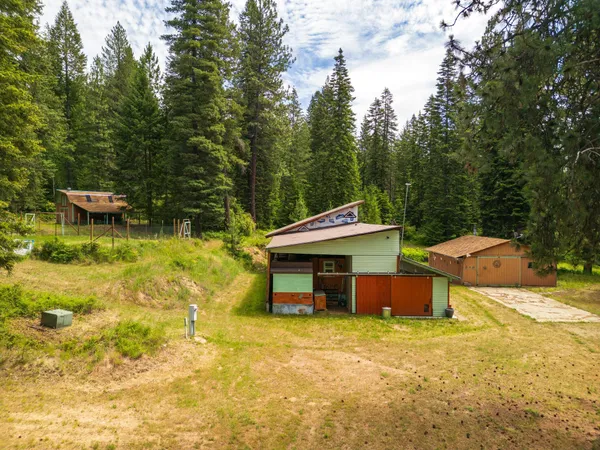 $200,000 | 330 Juanita Lane, Elk, WA 99009