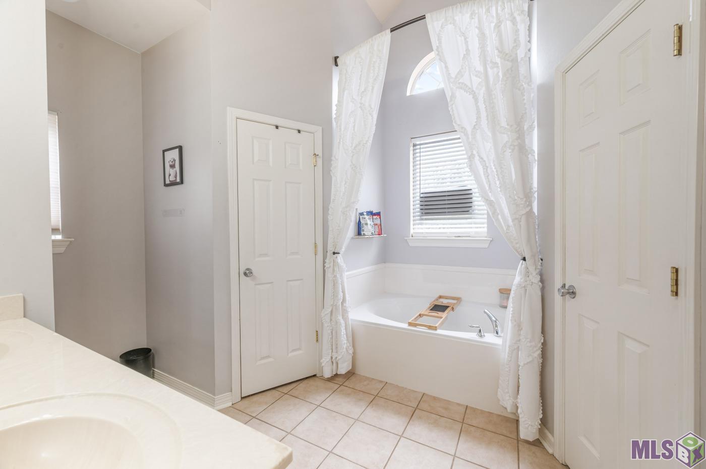 9160 Rue De Fluer Denham Springs, LA 70706 - Photo 16 of 24