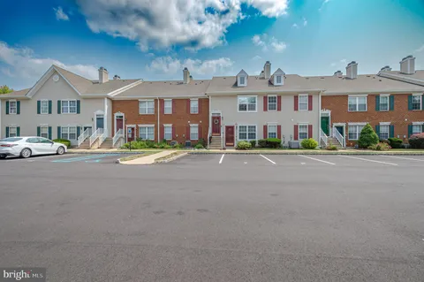 $155,376 | 203 Castleton Court, Pennington, NJ 08534