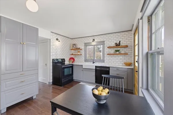 $649,900 | 316 Fisher Street, Walpole, MA 02081
