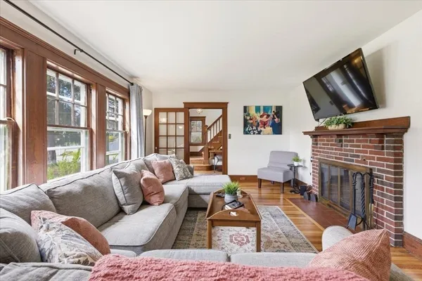 $649,900 | 316 Fisher Street, Walpole, MA 02081