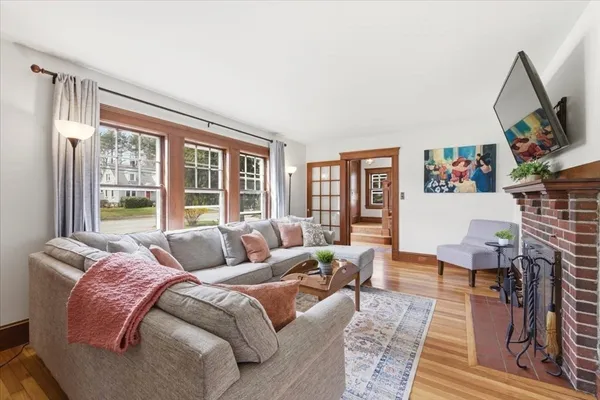 $649,900 | 316 Fisher Street, Walpole, MA 02081