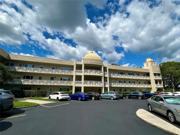 $220,000 | 2351 Irish Lane, Unit 55, Clearwater, FL 33763