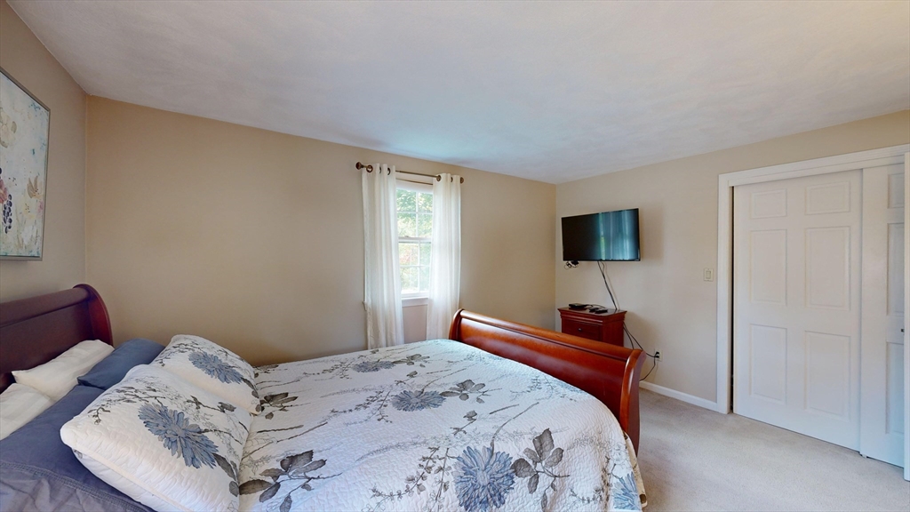 39 Riverside Drive Reading, MA 01867 - Photo 14 of 36 Gallery Image 14