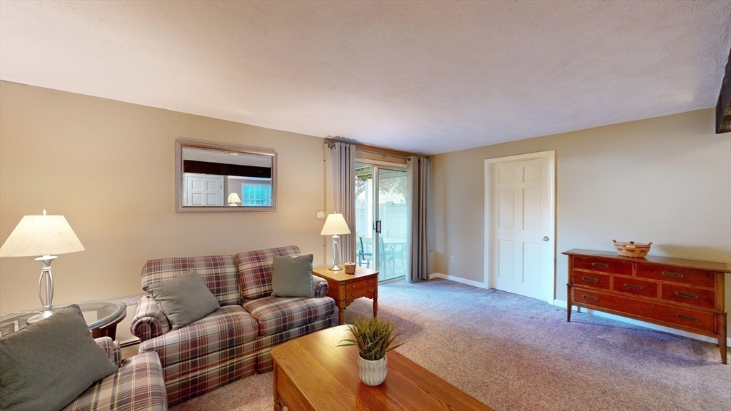 39 Riverside Drive Reading, MA 01867 - Photo 20 of 36 Gallery Image 20