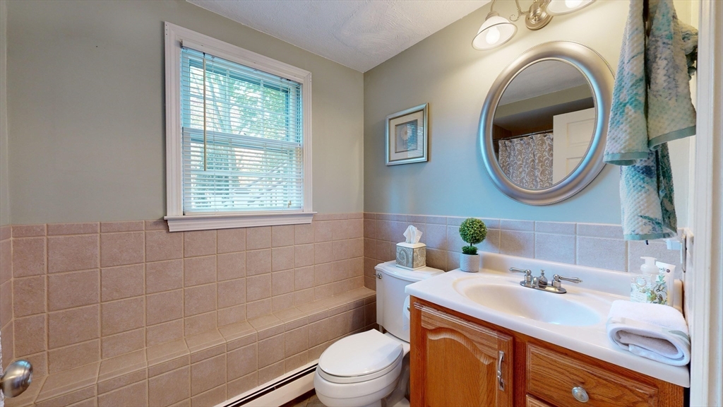 39 Riverside Drive Reading, MA 01867 - Photo 25 of 36 Gallery Image 25