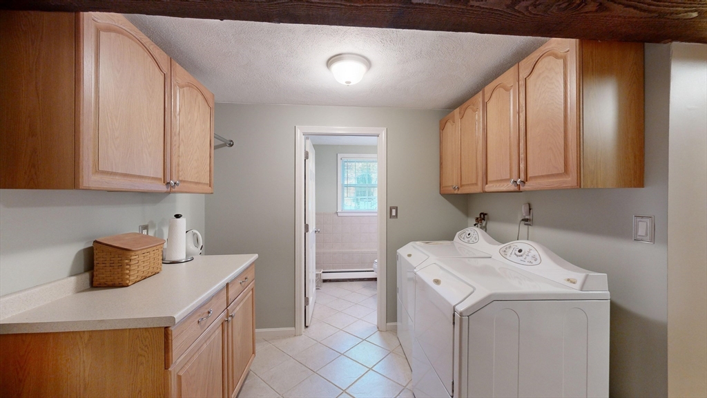 39 Riverside Drive Reading, MA 01867 - Photo 26 of 36 Gallery Image 26
